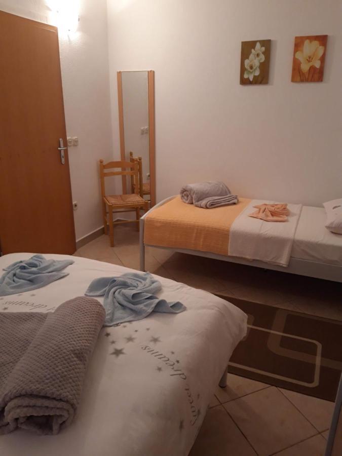 Apartment Perla Pirovac Luaran gambar